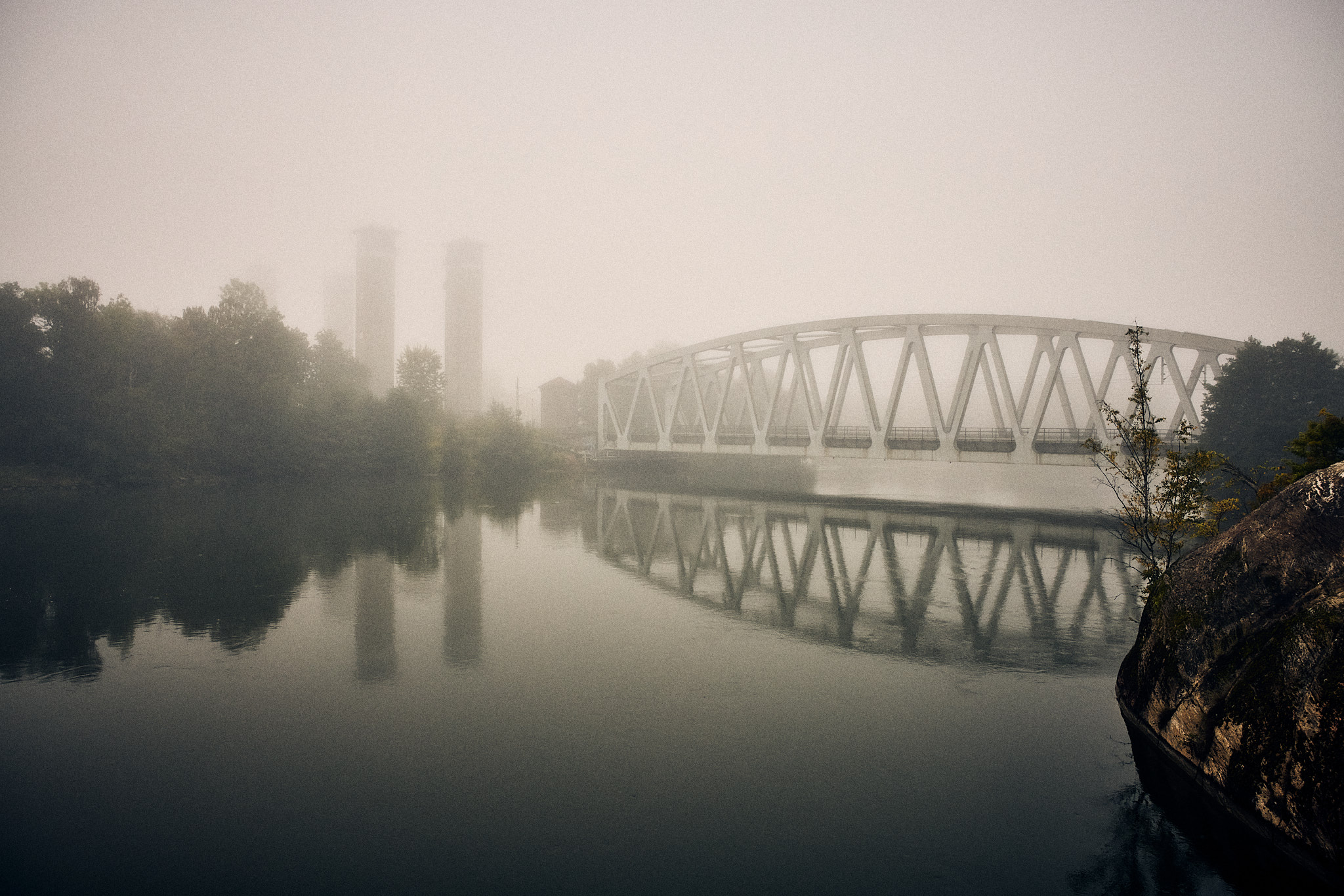 Fackverksbron från klippan, Trollhättan