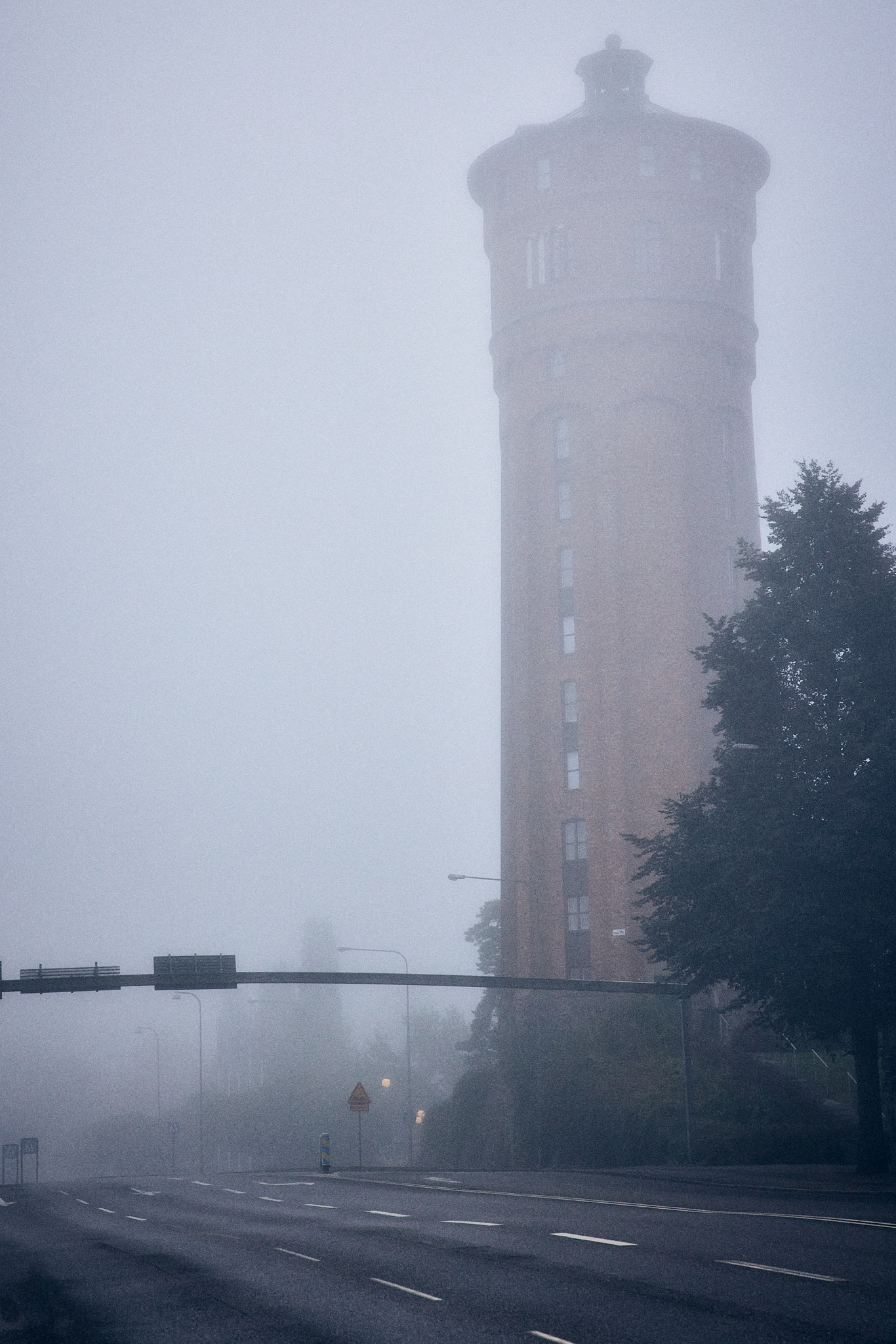 Vattentornet i dimma, Trollhättan